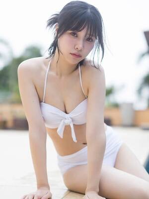 Liyuu nude 7