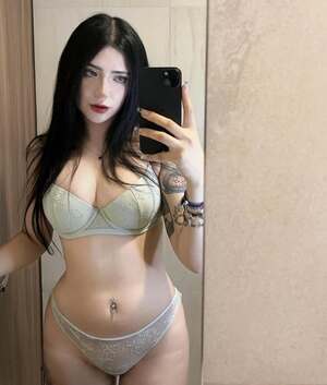 Lizette Ramirez nude 3