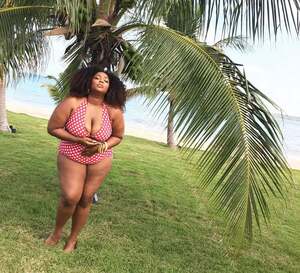 Lizzo nude 6