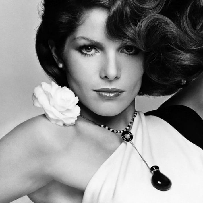 Lois Chiles nude 3