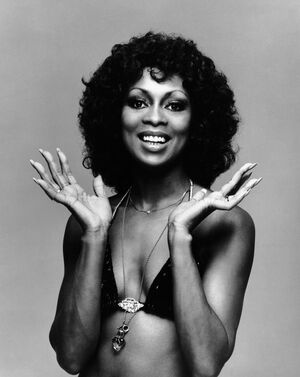 Lola Falana nude 7