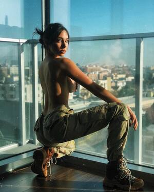 London Goheen nude 10