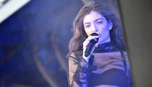 Lorde nude 5