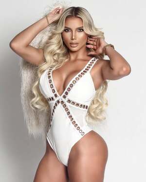 Loreana Reyes nude 4