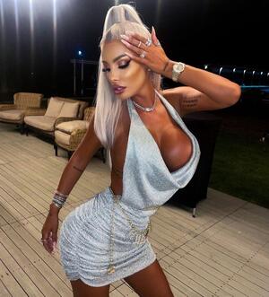 Loredana Chivu nude 12