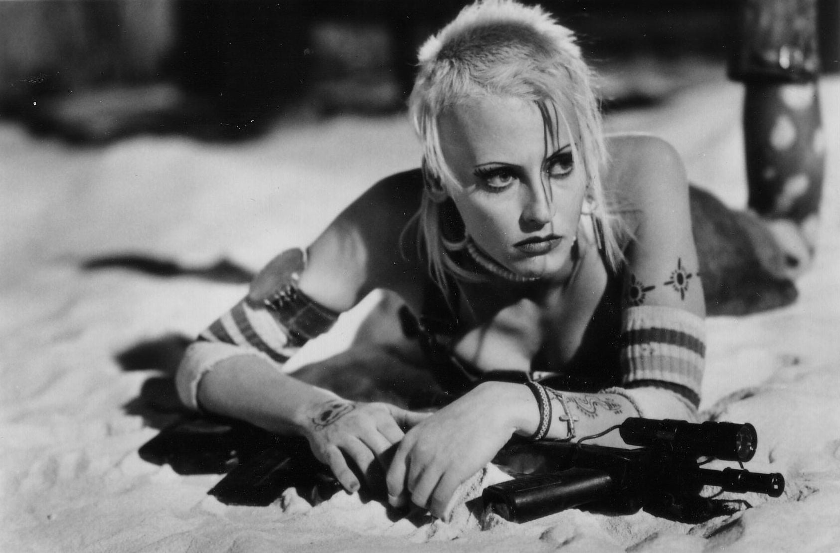 Lori Petty nude 7