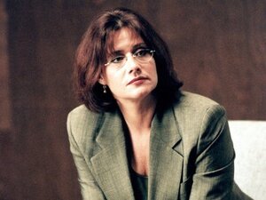 Lorraine Bracco nude 11