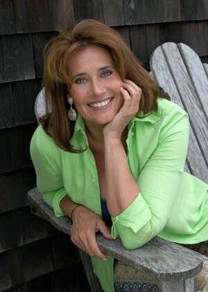 Lorraine Bracco nude 9