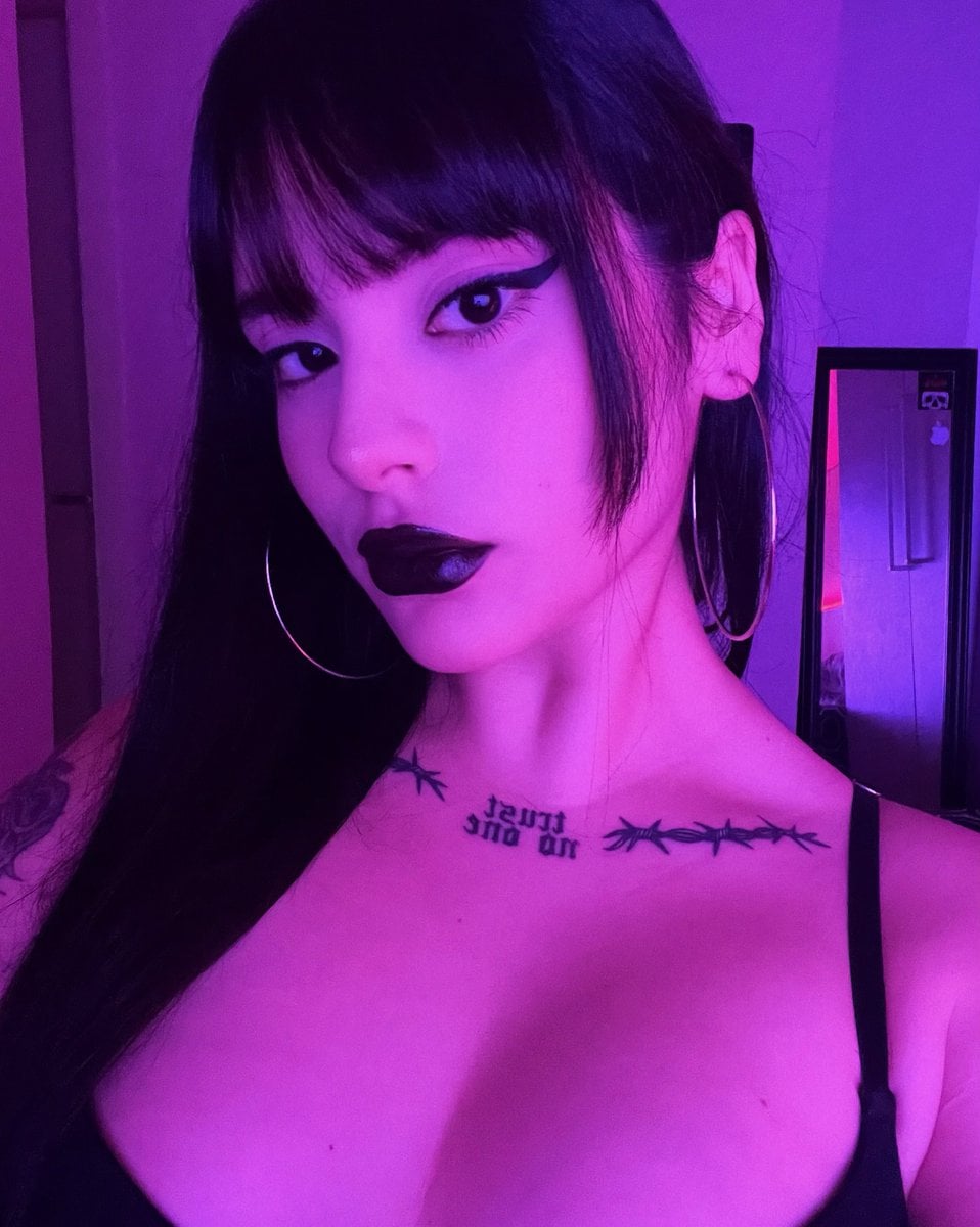 Lua Uchiha nude 11