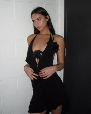 Luci Levant nude 10
