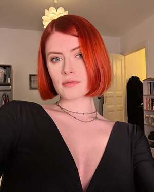 Lucy Huxley nude 9