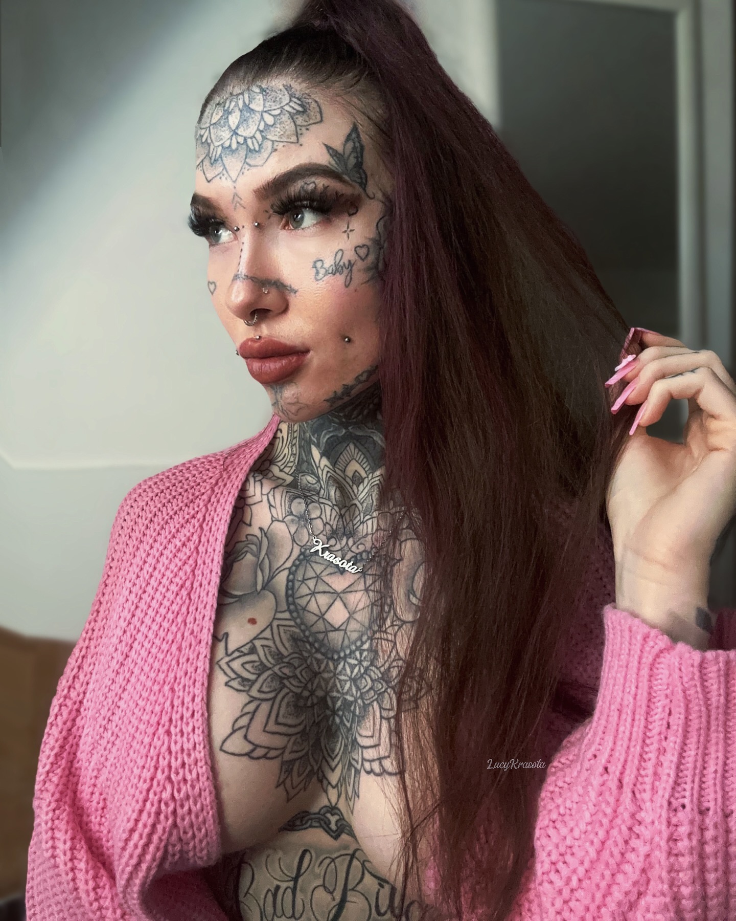 Lucy Krasota nude 4