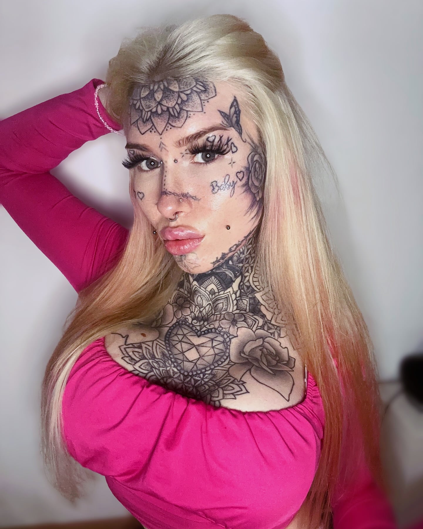 Lucy Krasota nude 5