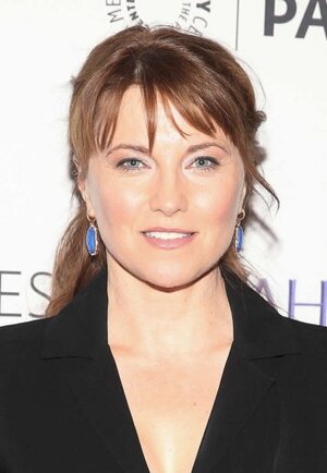 Lucy Lawless nude 10