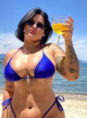Luiza Oliveira nude 3