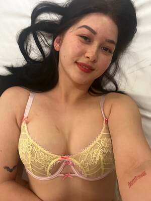 Lulu Reynolds nude 12