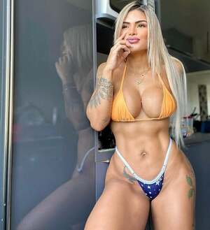 Luna Salvatori nude 10