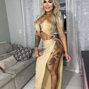 Luna Salvatori nude 9