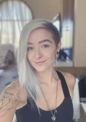 Lurn nude 5