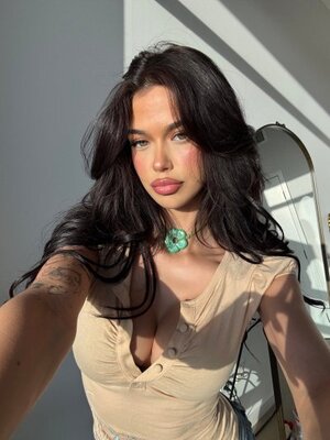 Luvstruck nude 8