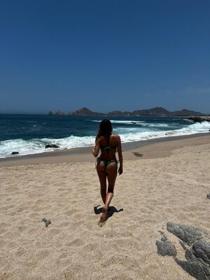 Luvstruck nude 9