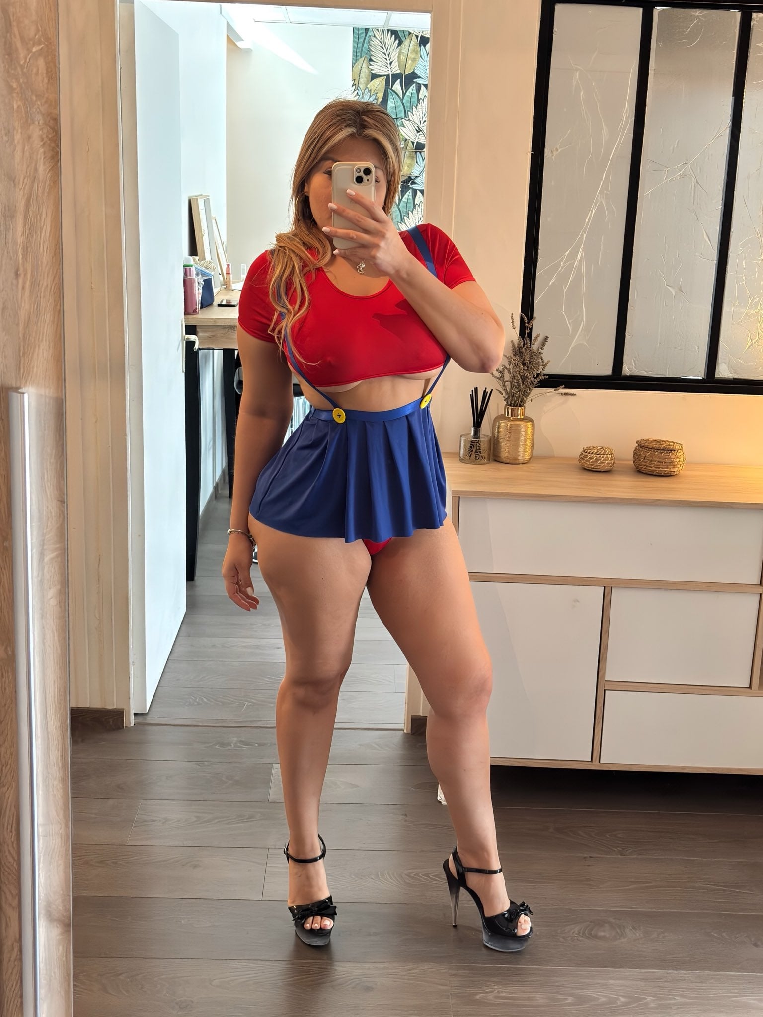 Luz Reyes nude 2