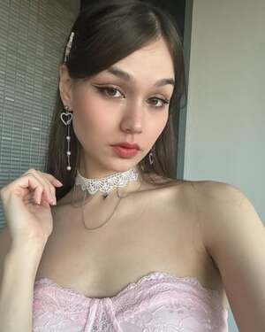 Lychee Serena nude 7