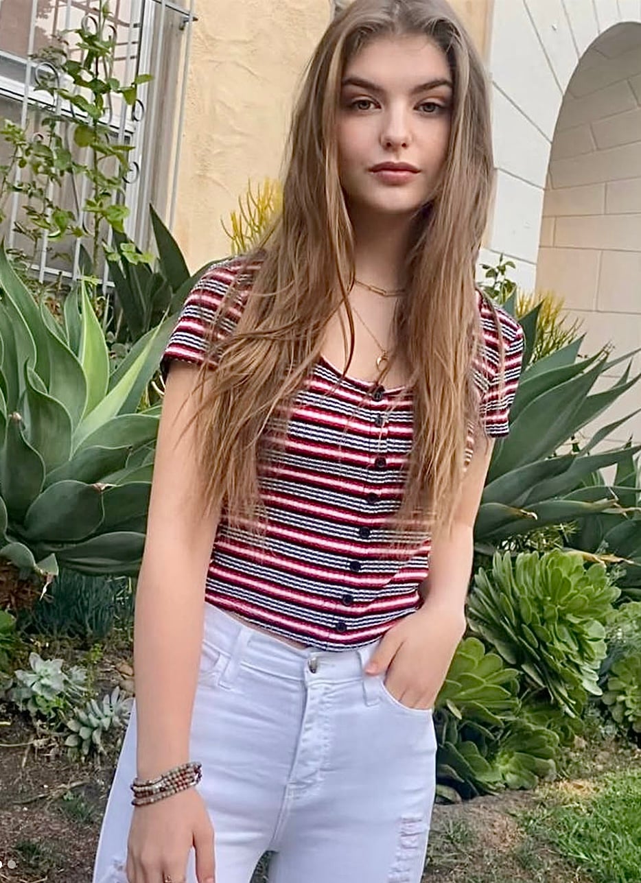 Lyliana Wray nude 7