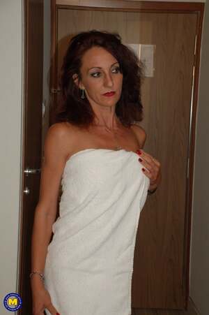 Lyna Cypher nude 12