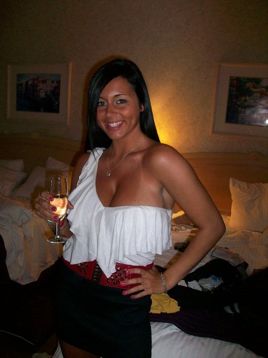 Lyndsey Caldwell nude 5
