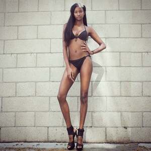 Lyndsey Scott nude 9