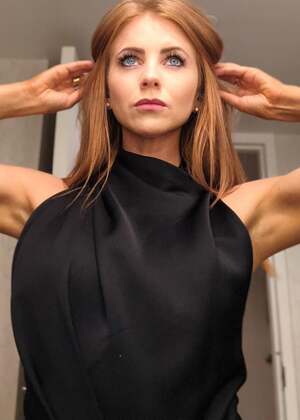 Lynn Gilmartin nude 7