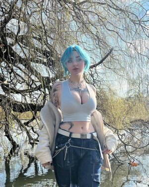 Lyra Crow nude 11