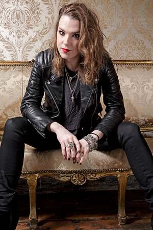 Lzzy Hale nude 12