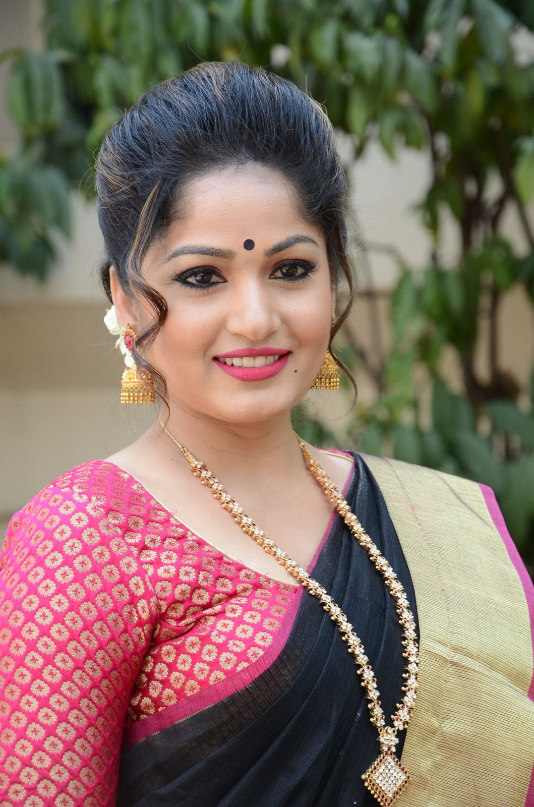 Maadhavi Latha nude 11