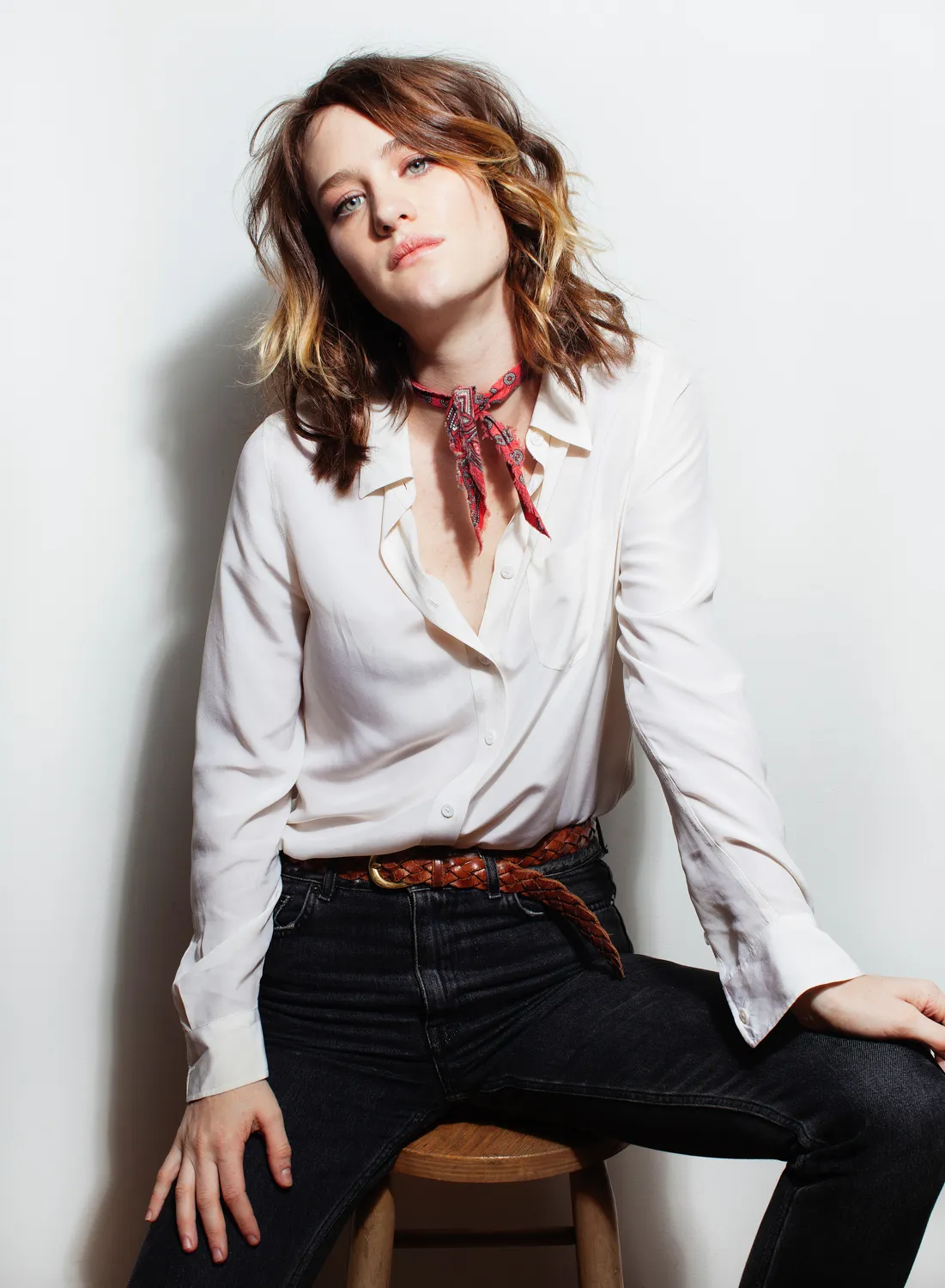 Mackenzie Davis nude 9