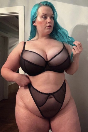 Mackenzie Flickinger nude 3