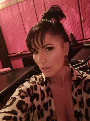 Madame Marcella nude 8