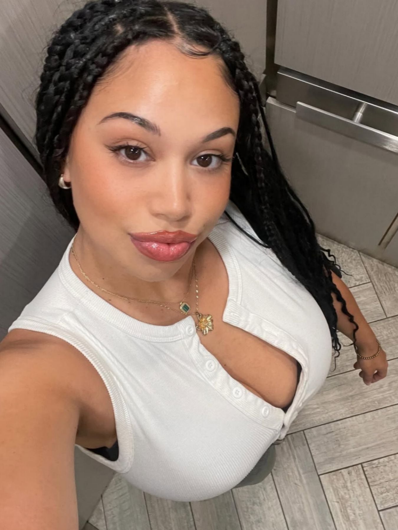 Maddi Mays nude 4