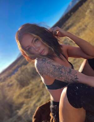 Maddie The Baddie nude 11