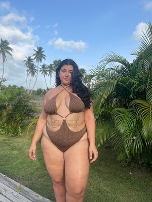 Maddie Touma nude 12