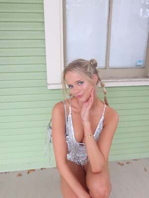 Maddy Ingham Smith nude 10