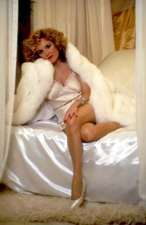 Madeline Kahn nude 3