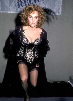 Madeline Kahn nude 7