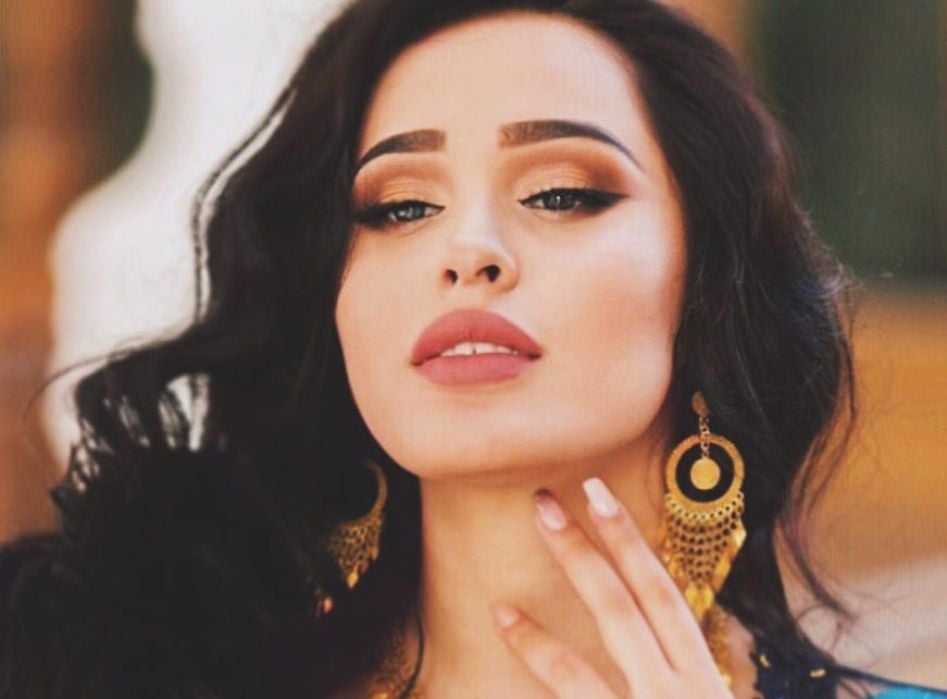 Madina Aknazarova nude 5