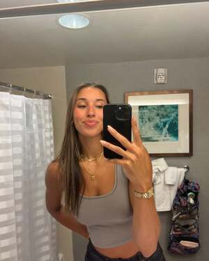 Madisen Skinner nude 12