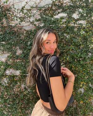 Madisen Skinner nude 8