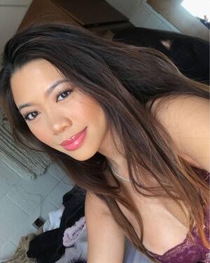 Madison Elle nude 4