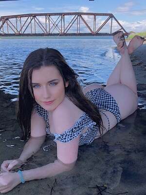 Madison Valerie nude 11