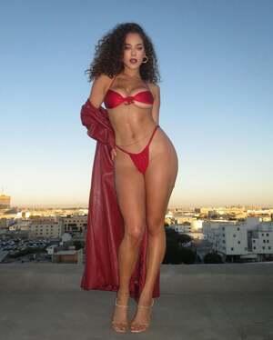 Maeta nude 3